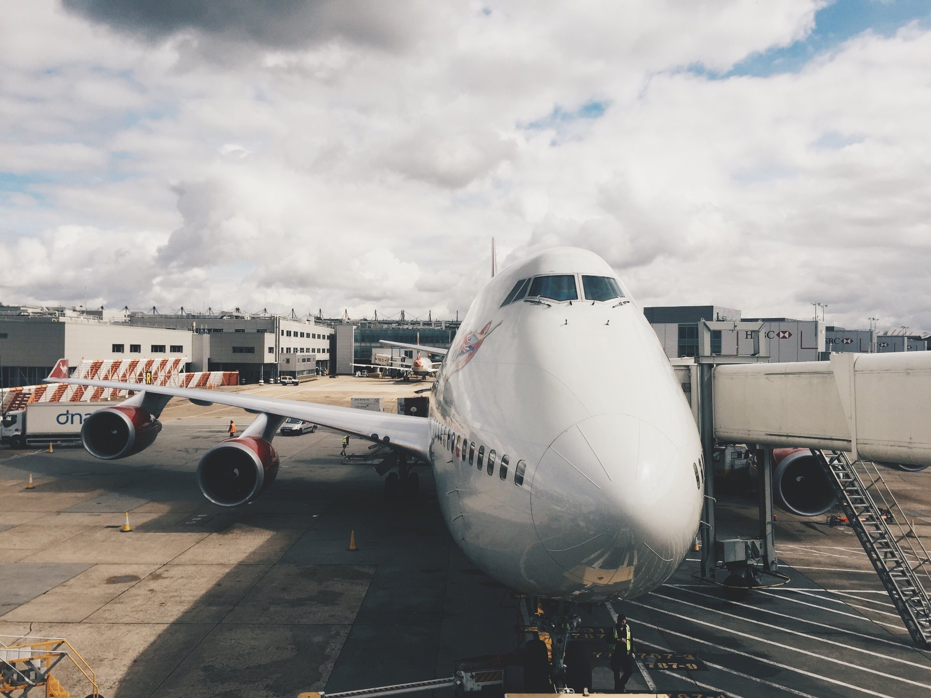 robert-bye-3wBOWaFMyBQ-unsplash